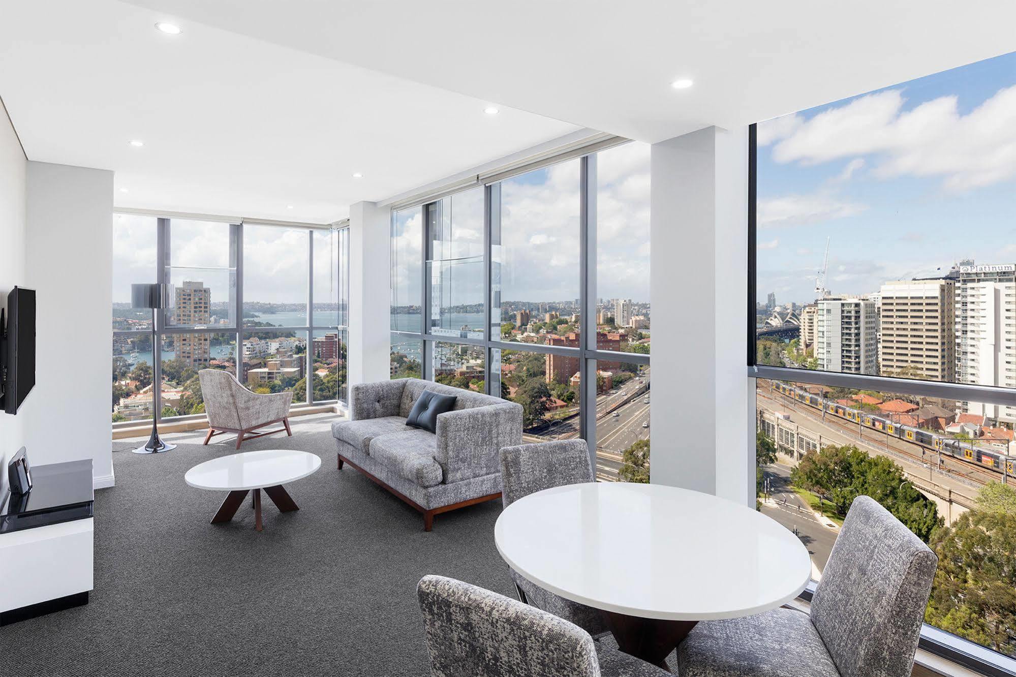 Meriton Suites North Sydney Exterior foto